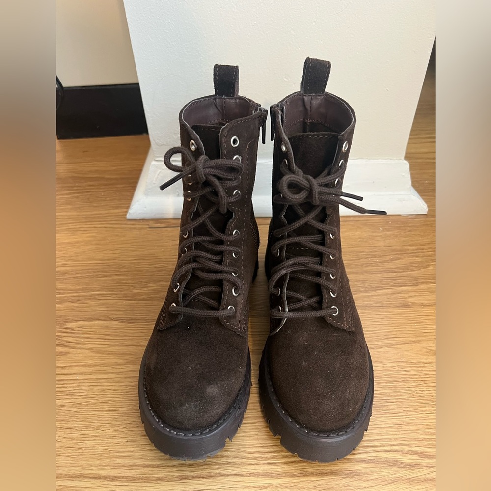 Brown boots